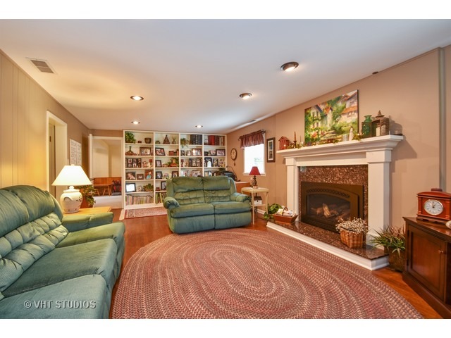 20400 Doria Ln, Olympia Fields, IL 60461 photo 5
