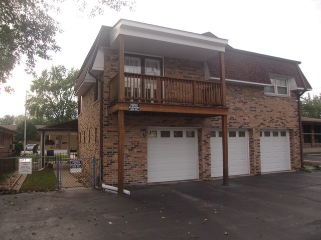 18339 Burnham Ave, Lansing, IL 60438 photo 6