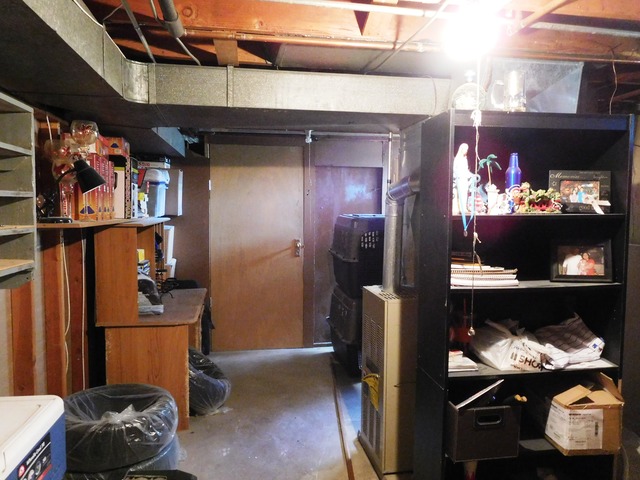335 E Hilton Ave, Addison, IL 60101 photo 13
