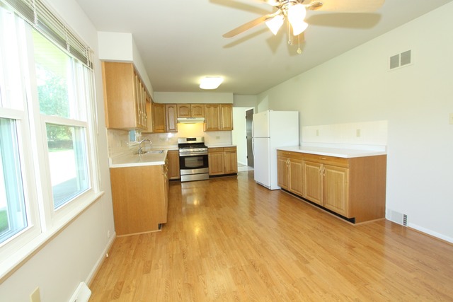 24450 W Easy St, Plainfield, IL 60586 photo 4