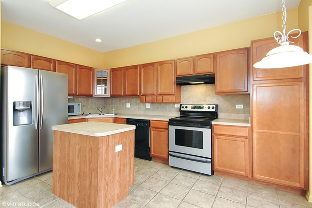 67 Kelsey Ct, Algonquin, IL 60102 photo 4