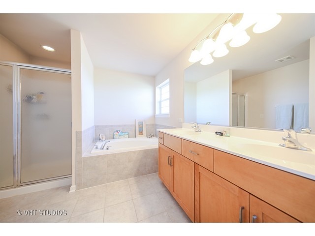 25736 Roundstone Ave, Plainfield, IL 60585 photo 14
