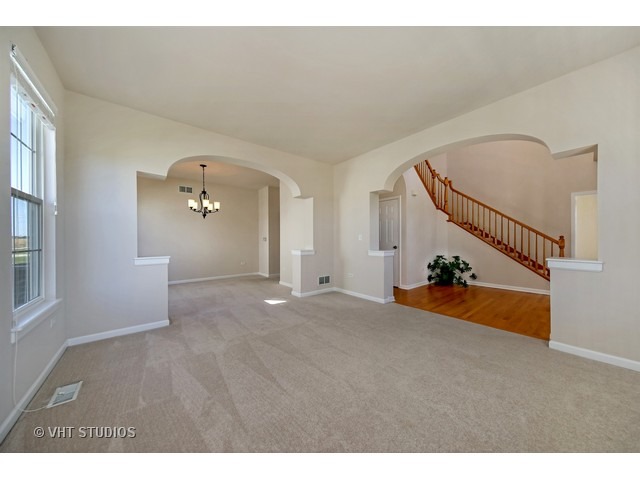 25736 Roundstone Ave, Plainfield, IL 60585 photo 7