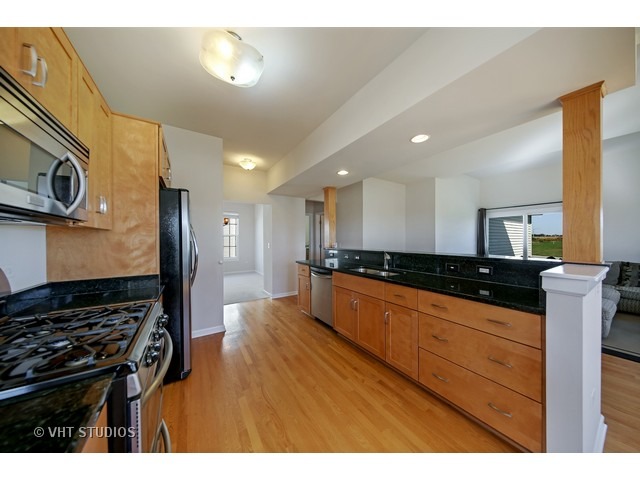 25736 Roundstone Ave, Plainfield, IL 60585 photo 5