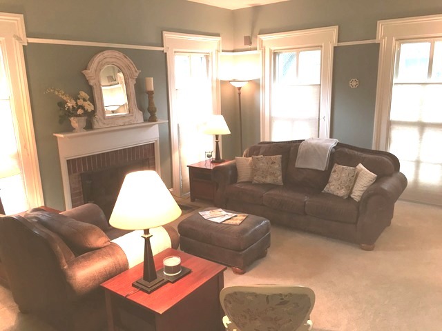 315 E 4th St, Dixon, IL 61021 photo 7