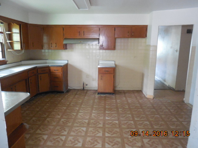 2122 170th St, Hazel Crest, IL 60429 photo 8
