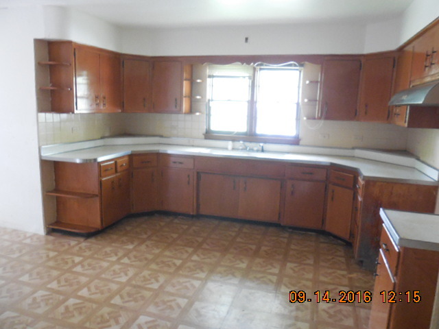 2122 170th St, Hazel Crest, IL 60429 photo 7