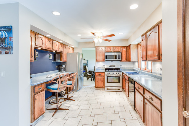 715 Elm Cir, Itasca, IL 60143 photo 7
