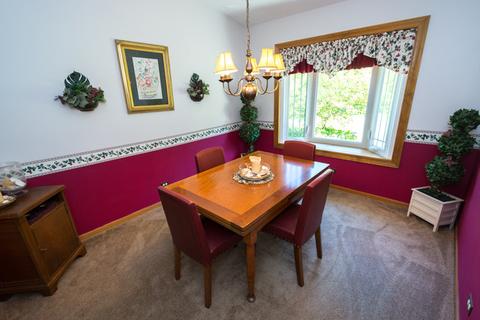295 Brittany Trl, Elgin, IL 60120 photo 9