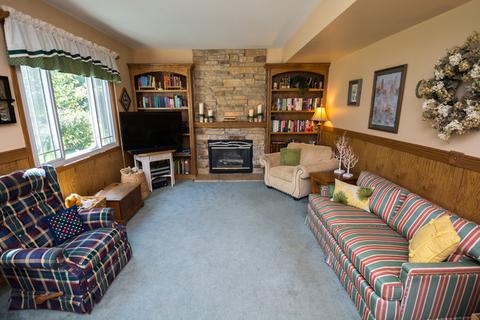 295 Brittany Trl, Elgin, IL 60120 photo 4