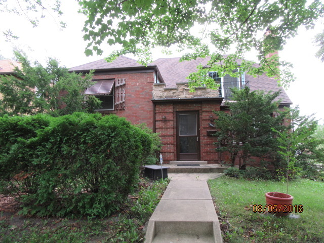 704 Selborne Rd, Riverside, IL 60546 photo 1