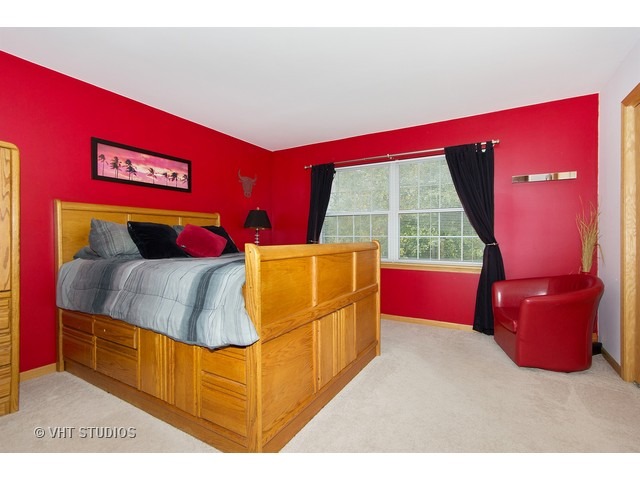 16111 Chablis Ln, Plainfield, IL 60586 photo 13