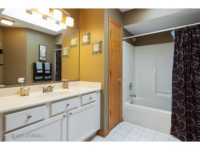 16111 Chablis Ln, Plainfield, IL 60586 photo 14