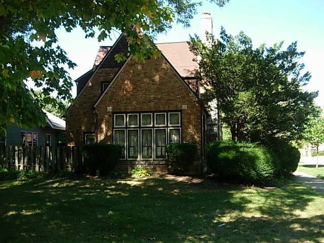 323 Sunset Ave, Aurora, IL 60506 photo 10