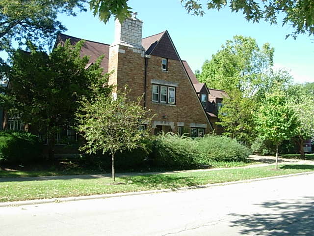 323 Sunset Ave, Aurora, IL 60506 photo 4