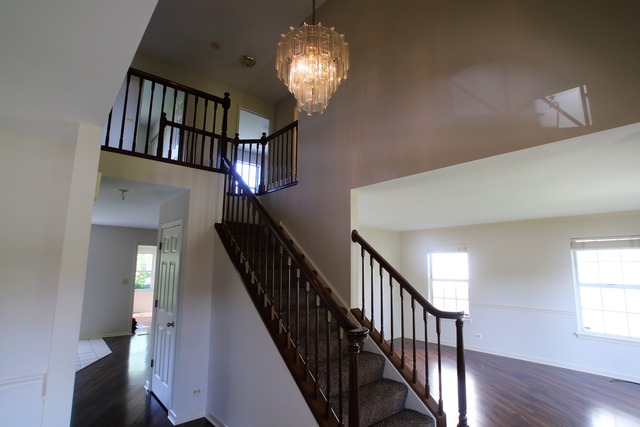 352 Wentworth Ln, Bartlett, IL 60103 photo 8
