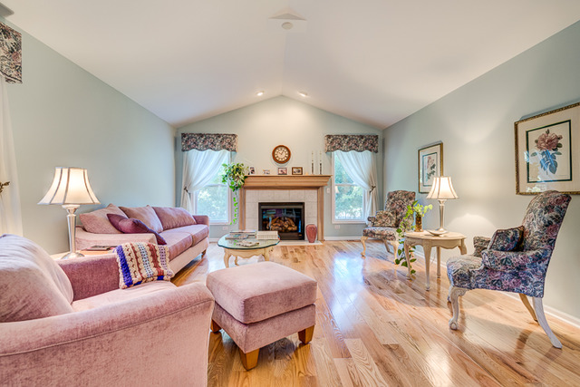 1304 Dancing Bear Ln, Elgin, IL 60120 photo 7
