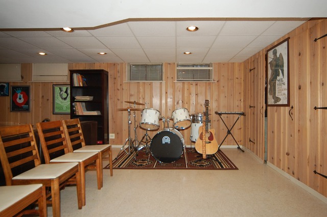 166 Cornell Ave, Des Plaines, IL 60016 photo 21