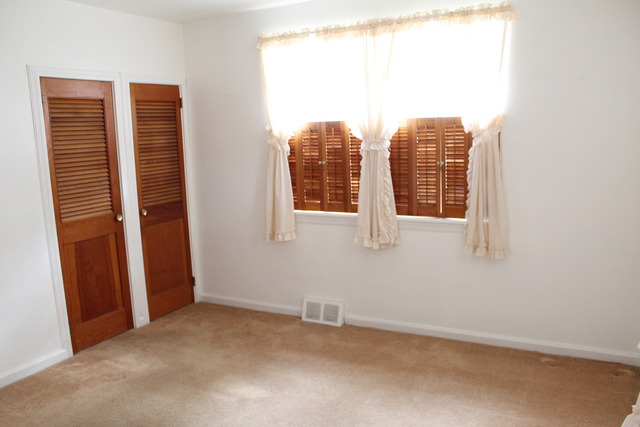 903 Carr St, Elgin, IL 60123 photo 8