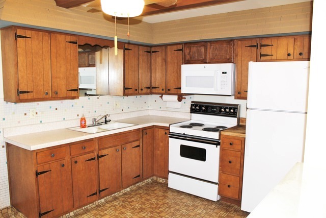903 Carr St, Elgin, IL 60123 photo 12