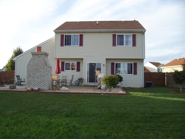 2206 Red Hawk Dr, Plainfield, IL 60586 photo 2