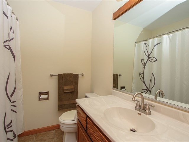 8 N700 Stevens Rd, Elgin, IL 60124 photo 15