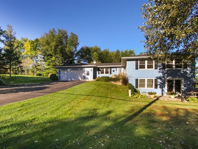 8 N700 Stevens Rd, Elgin, IL 60124 photo 1
