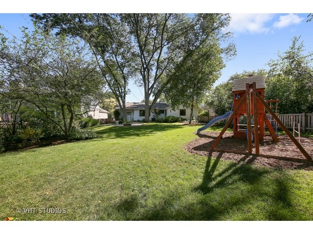 908 Crest St, Wheaton, IL 60189 photo 23