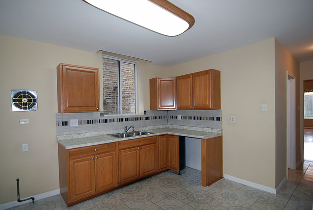 2627 N Harding Ave, Chicago, IL 60647 photo 5