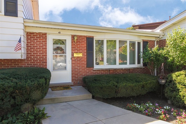 41 Westmere Rd, Des Plaines, IL 60016 photo 2