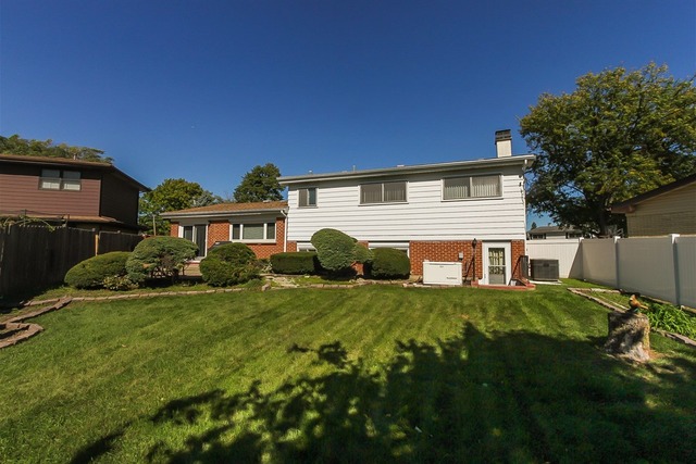 41 Westmere Rd, Des Plaines, IL 60016 photo 21