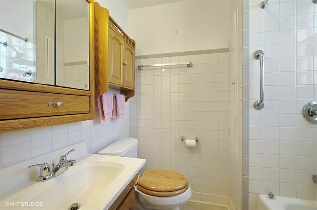 1216 Florence Ave, Evanston, IL 60202 photo 14