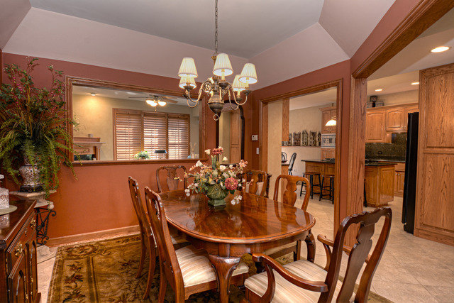 223 N Maple St, Itasca, IL 60143 photo 4