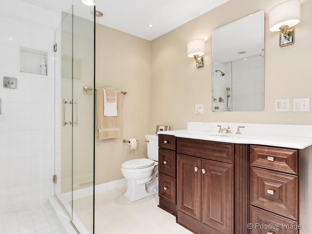 6400 Tremont St, Willowbrook, IL 60527 photo 15