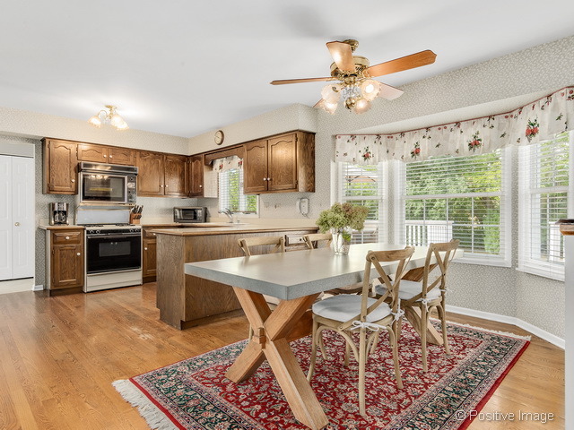 6400 Tremont St, Willowbrook, IL 60527 photo 7