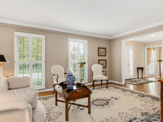 6400 Tremont St, Willowbrook, IL 60527 photo 4