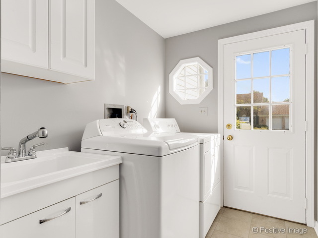 6400 Tremont St, Willowbrook, IL 60527 photo 13