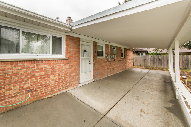 903 E Villa Dr, Des Plaines, IL 60016 photo 14