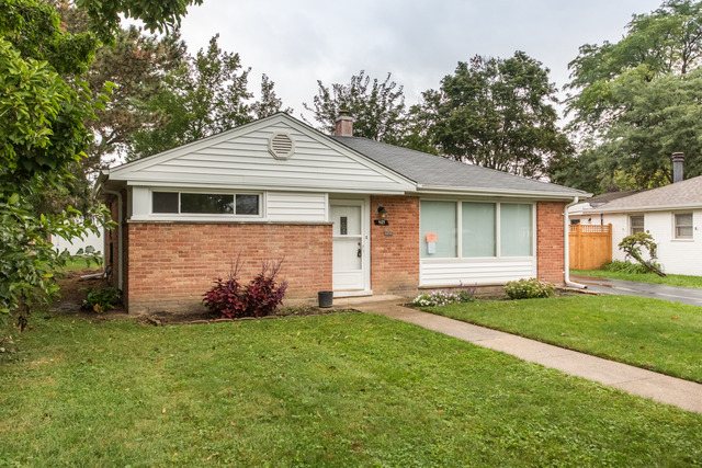 903 E Villa Dr, Des Plaines, IL 60016 photo 1