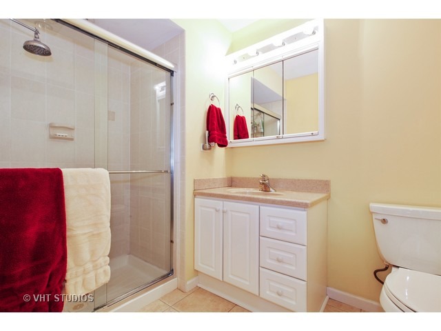 16 W683 90th St, Willowbrook, IL 60527 photo 17