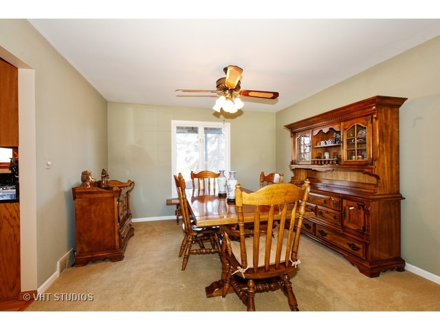 16 W683 90th St, Willowbrook, IL 60527 photo 8