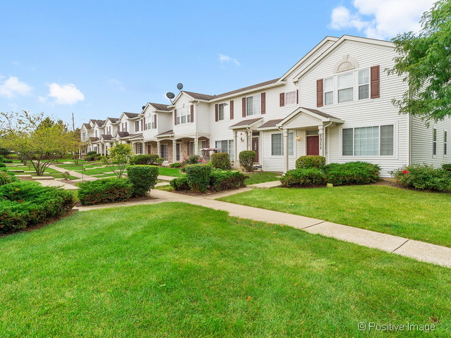 2325 Reflections Dr, Aurora, IL 60502 photo 19