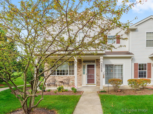 2325 Reflections Dr, Aurora, IL 60502 photo 1