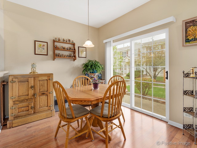 2325 Reflections Dr, Aurora, IL 60502 photo 8