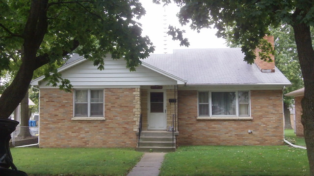 138 S May Ave, Kankakee, IL 60901 photo 1