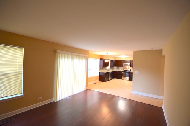 783 Trinity Ct, Carol Stream, IL 60188 photo 14
