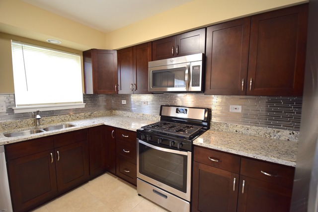 783 Trinity Ct, Carol Stream, IL 60188 photo 7