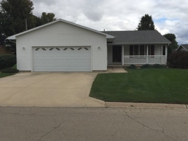 503 S 9th St E, Princeton, IL 61356 photo 1