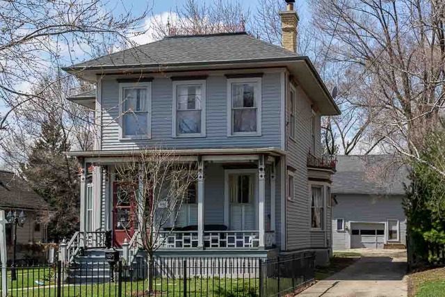 514 Douglas Ave, Elgin, IL 60120 photo 2