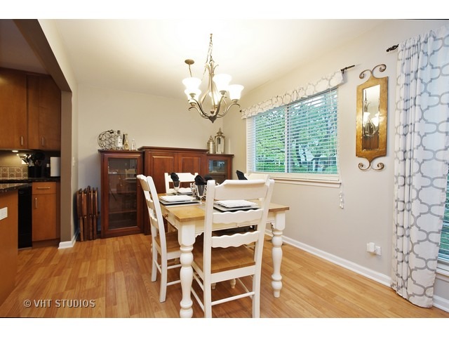 1406 Ashton Ct #D1, Wheeling, IL 60090 photo 4